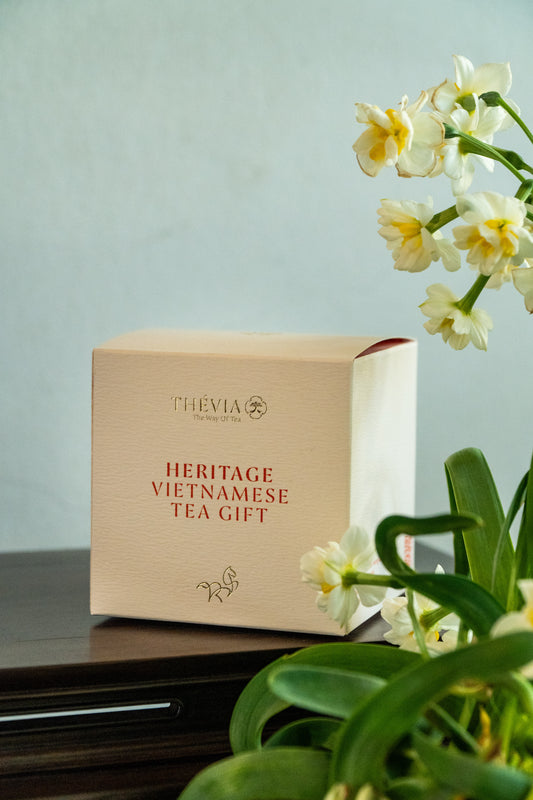 GIFT BOX - 5 Gói trà tùi lọc Oolong Thanh Vũ & 1 Key Charm bất kỳ