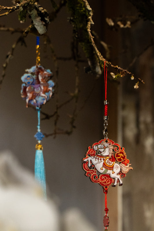 GIFT BOX - 5 Gói trà tùi lọc Oolong Thanh Vũ & 1 Key Charm bất kỳ